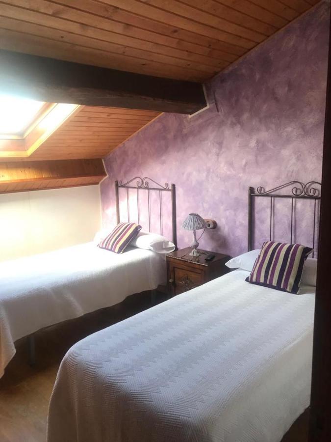 Casa Barreta Pensionat Villaviciosa  Exteriör bild