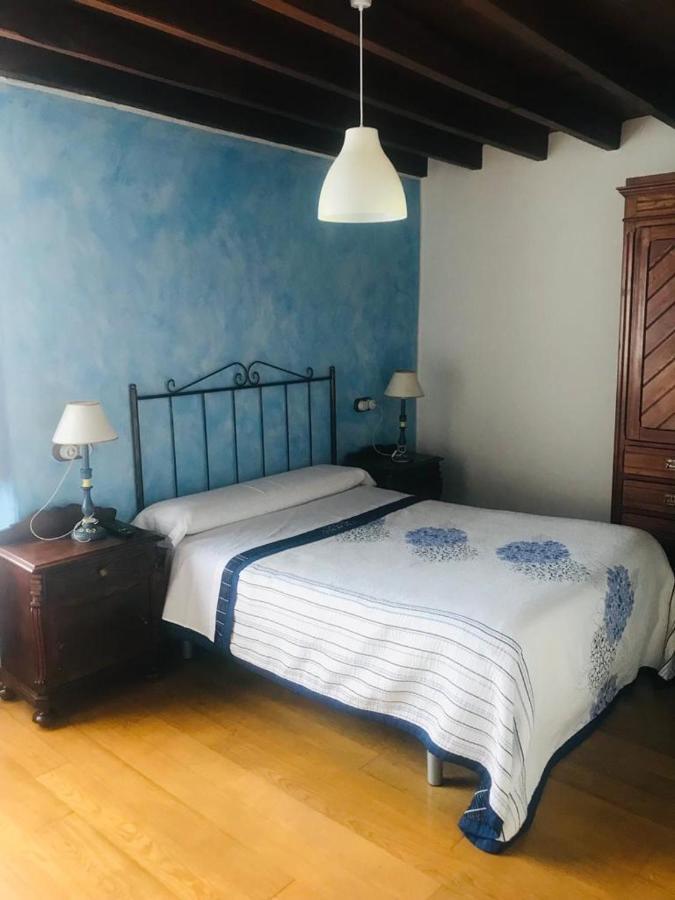 Casa Barreta Pensionat Villaviciosa  Exteriör bild