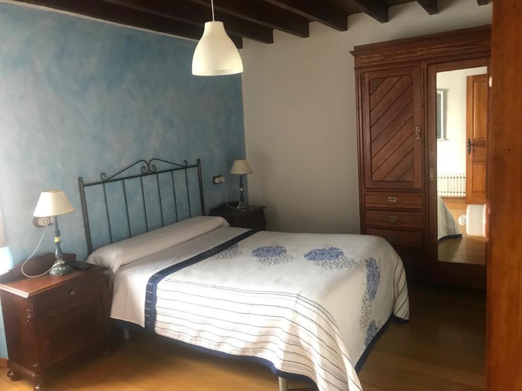 Casa Barreta Pensionat Villaviciosa  Exteriör bild